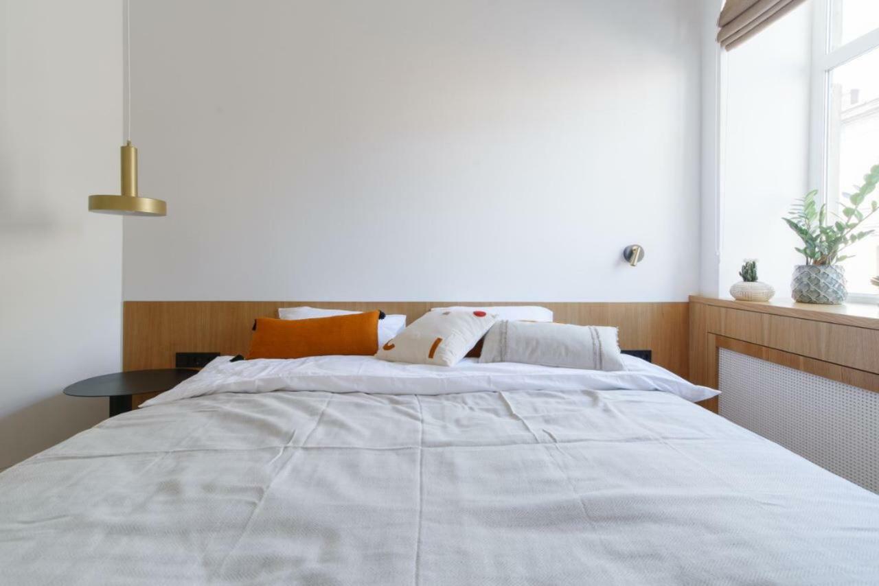Sunrise Apartment Львов Экстерьер фото