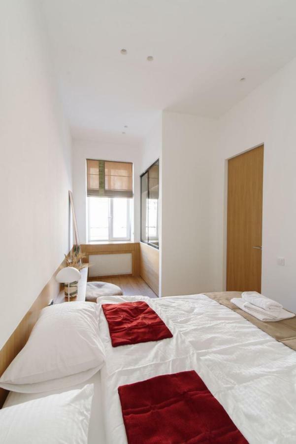 Sunrise Apartment Львов Экстерьер фото